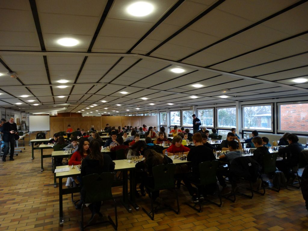 Championnats d’échecs des jeunes du Jura.Lons le Saunier le 16 & 17  janvier 2016 - Echiquier ledonien dsc01458.jpg (large)