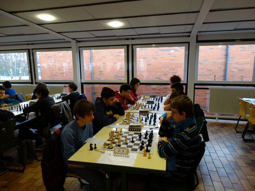 Championnats d’échecs des jeunes du Jura.Lons le Saunier le 16 & 17  janvier 2016 - Echiquier ledonien dsc01459.jpg (large)
