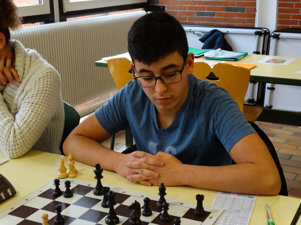 Championnats d’échecs des jeunes du Jura.Lons le Saunier le 16 & 17  janvier 2016 - Echiquier ledonien dsc01472.jpg (large)