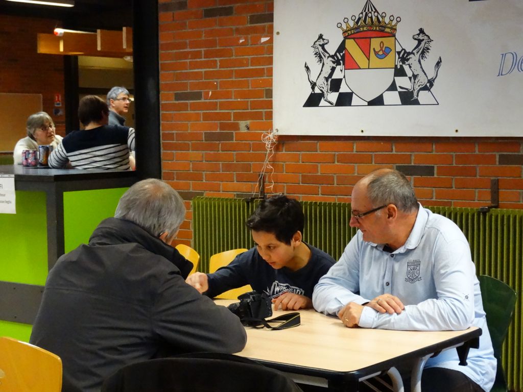 Championnats d’échecs des jeunes du Jura.Lons le Saunier le 16 & 17  janvier 2016 - Echiquier ledonien dsc01478.jpg (large)