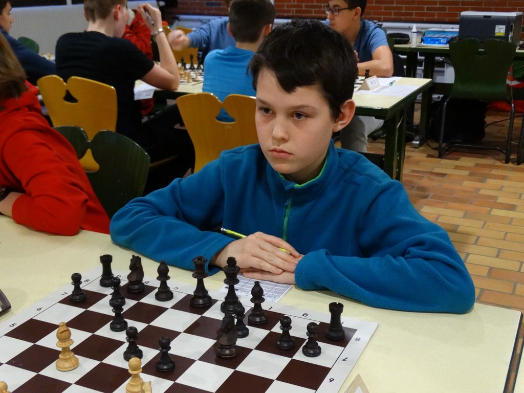 Championnats d’échecs des jeunes du Jura.Lons le Saunier le 16 & 17  janvier 2016 - Echiquier ledonien dsc01520.jpg (large)