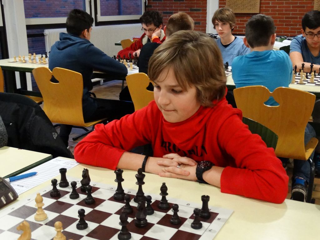 Championnats d’échecs des jeunes du Jura.Lons le Saunier le 16 & 17  janvier 2016 - Echiquier ledonien dsc01521.jpg (large)