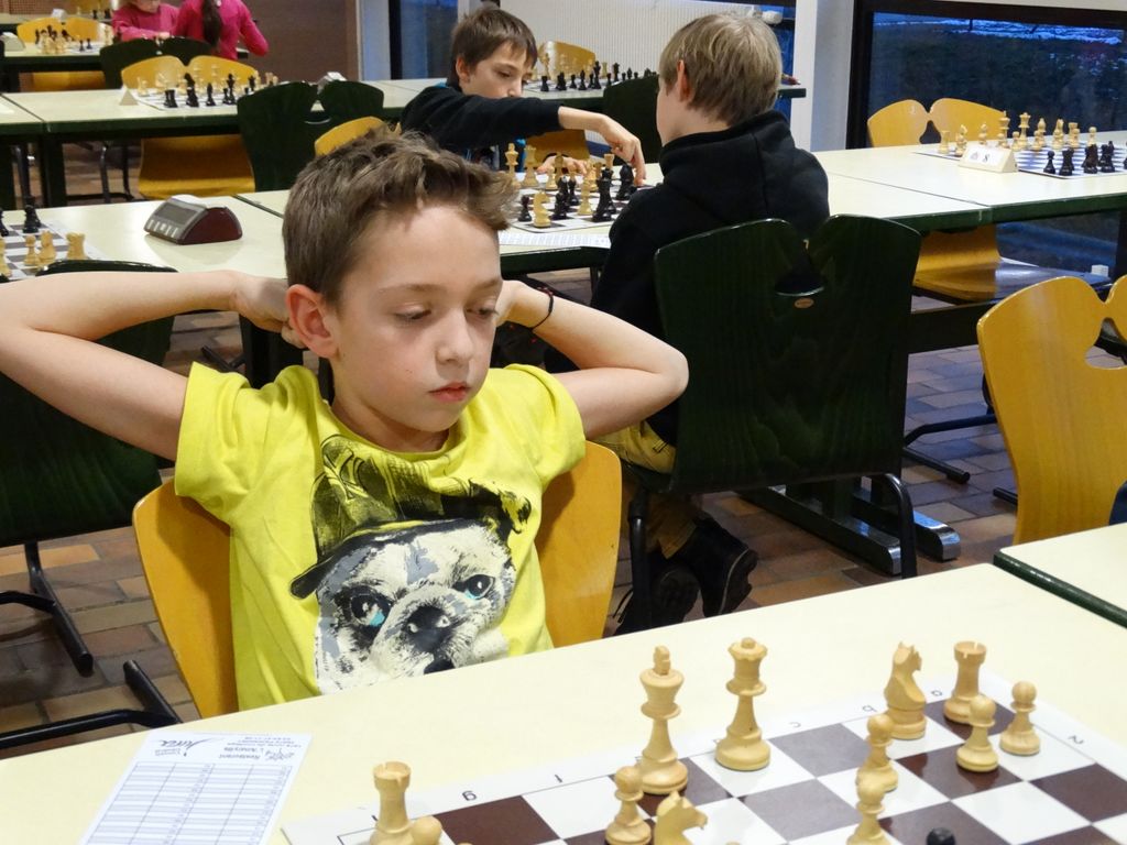 Championnats d’échecs des jeunes du Jura.Lons le Saunier le 16 & 17  janvier 2016 - Echiquier ledonien dsc01540.jpg (large)
