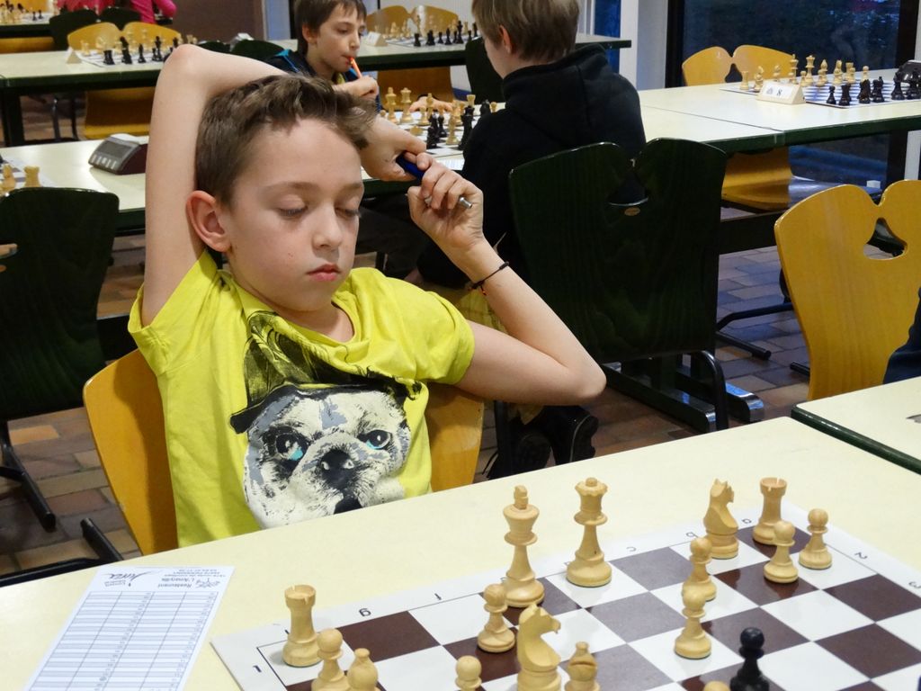 Championnats d’échecs des jeunes du Jura.Lons le Saunier le 16 & 17  janvier 2016 - Echiquier ledonien dsc01541.jpg (large)