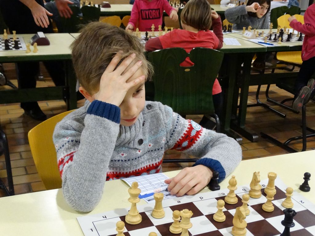 Championnats d’échecs des jeunes du Jura.Lons le Saunier le 16 & 17  janvier 2016 - Echiquier ledonien dsc01556.jpg (large)