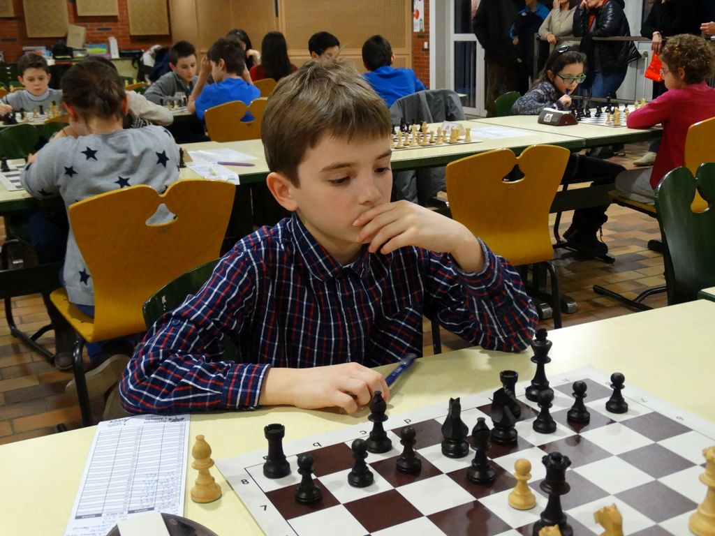 Championnats d’échecs des jeunes du Jura.Lons le Saunier le 16 & 17  janvier 2016 - Echiquier ledonien dsc01566.jpg (large)