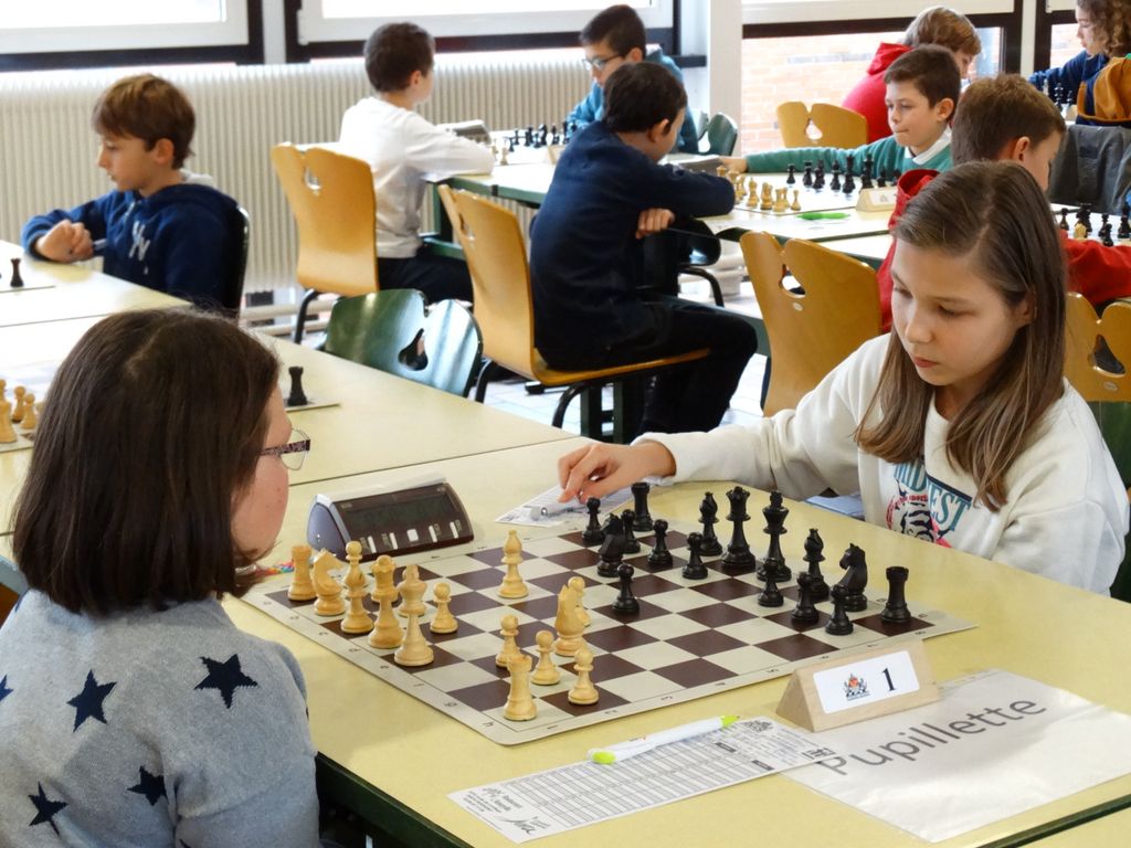 Championnats d’échecs des jeunes du Jura.Lons le Saunier le 16 & 17  janvier 2016 - Echiquier ledonien dsc01608.jpg (large)