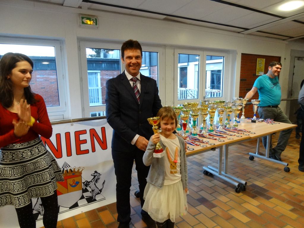 Championnats d’échecs des jeunes du Jura.Lons le Saunier le 16 & 17  janvier 2016 - Echiquier ledonien dsc01658.jpg (large)