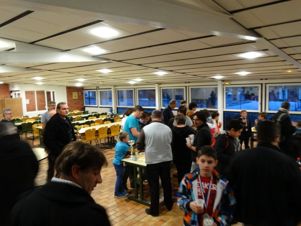 Championnats d’échecs des jeunes du Jura.Lons le Saunier le 16 & 17  janvier 2016 - Echiquier ledonien dsc01712.jpg (large)