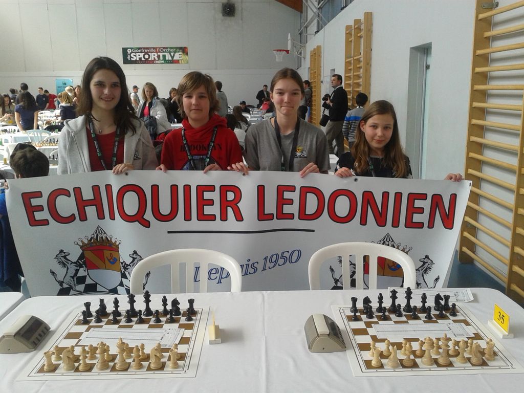 Championnat de France d’Echecs des jeunes 
.Gonfreville avril 2016 - Echiquier ledonien photo0150.jpg (large)