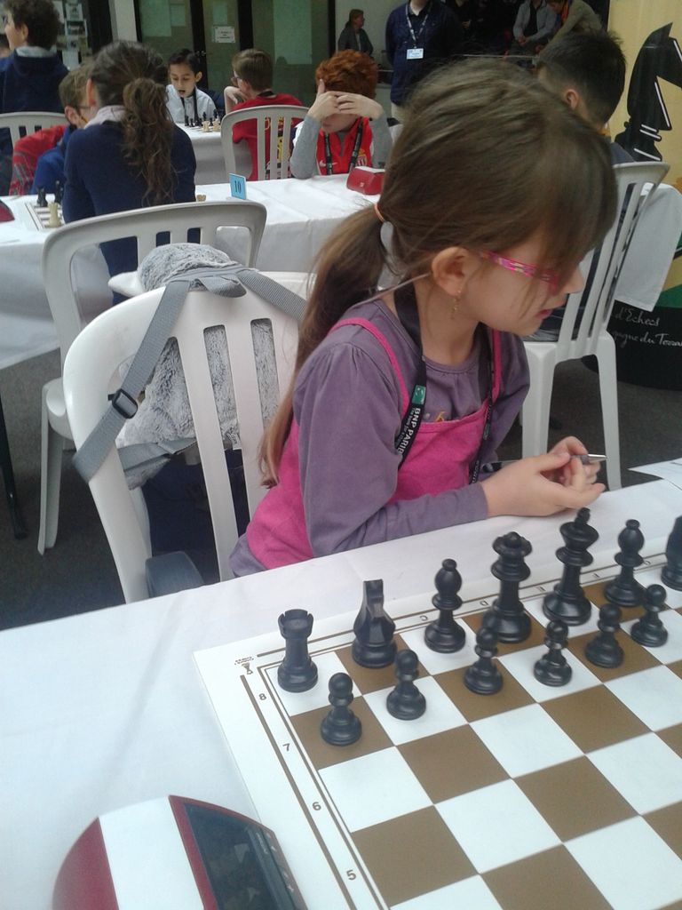 Championnat de France d’Echecs des jeunes 
.Gonfreville avril 2016 - Echiquier ledonien photo0222.jpg (large)