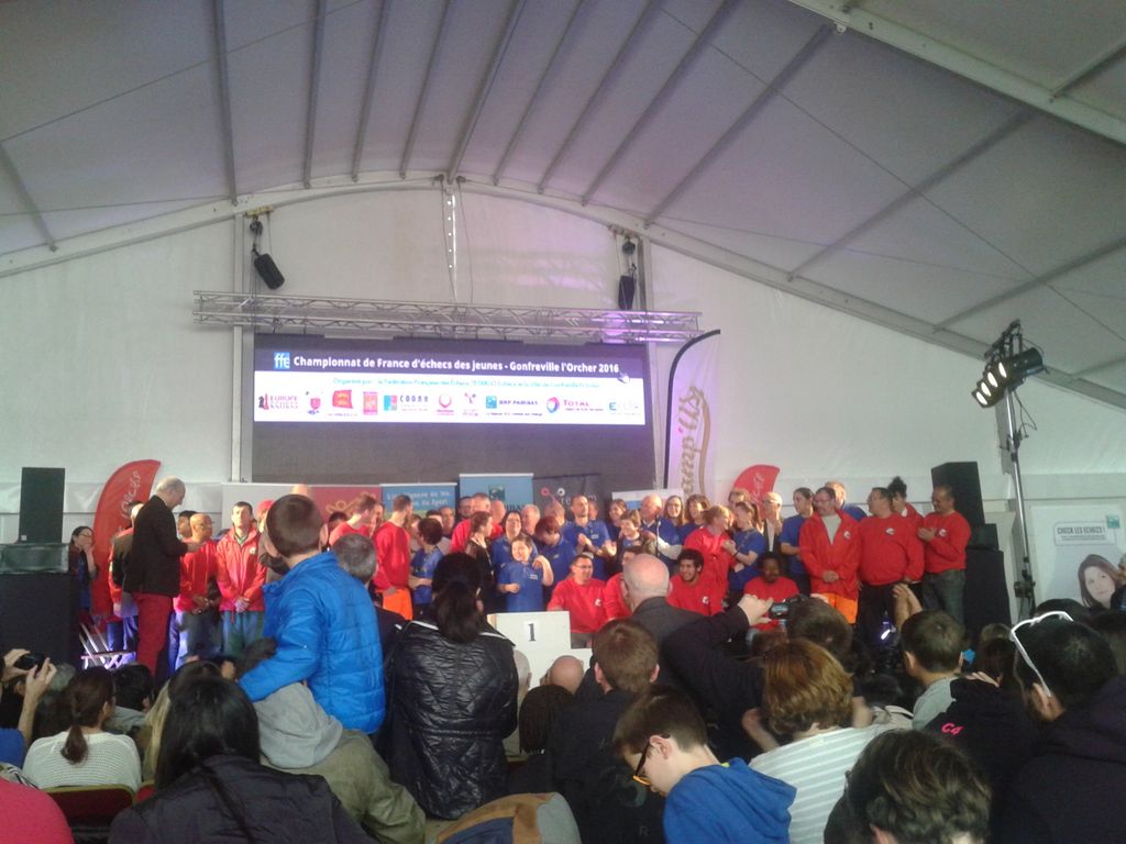 Championnat de France d’Echecs des jeunes 
.Gonfreville avril 2016 - Echiquier ledonien photo0225.jpg (large)