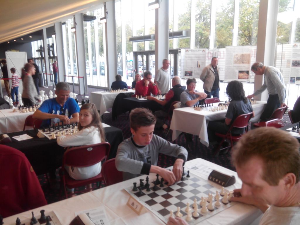 Blitz Le Prodige  au Mégarama de Lons le Saunier le 3 octobre 2015 - Echiquier ledonien img_20151003_151624.jpg (large)