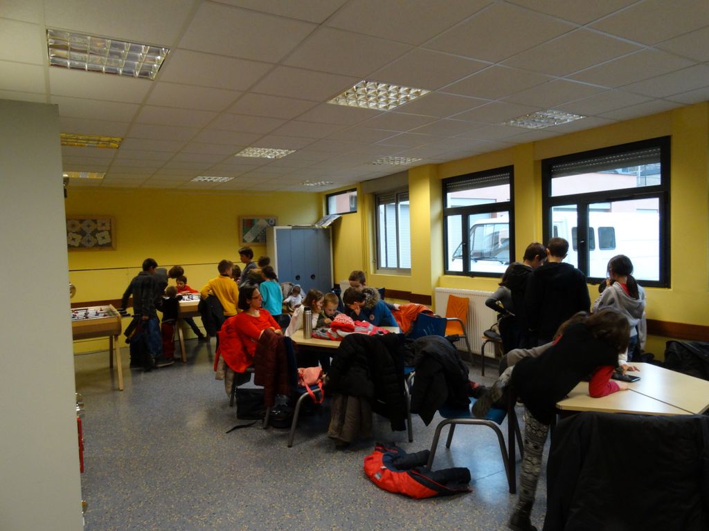 Les championnats de France d’Echecs scolaire, phase départementale se déroulait à Saint Exupéry à Lons le saunier le 20 janvier  2016 - Echiquier ledonien dsc01728.jpg (large)