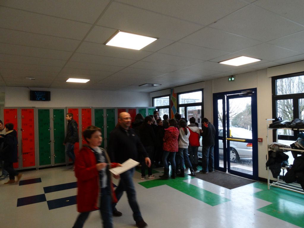 Les championnats de France d’Echecs scolaire, phase départementale se déroulait à Saint Exupéry à Lons le saunier le 20 janvier  2016 - Echiquier ledonien dsc01731.jpg (large)