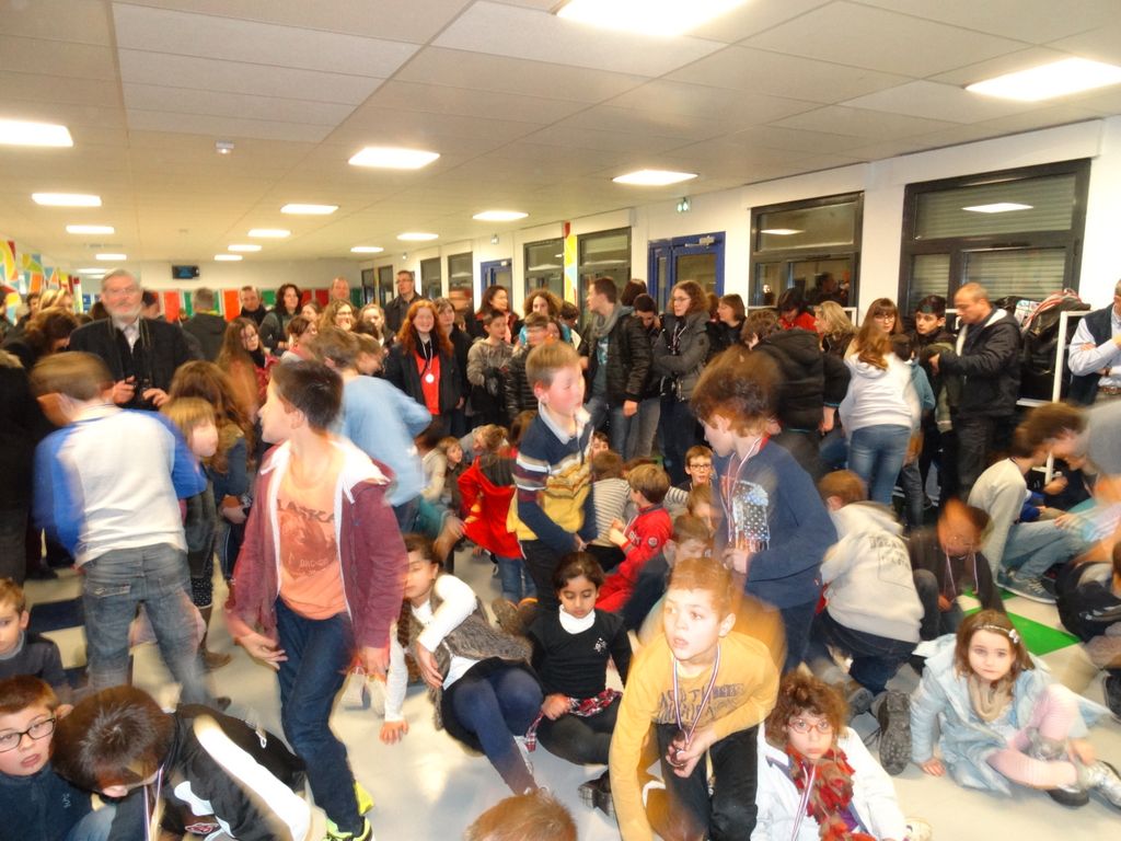 Les championnats de France d’Echecs scolaire, phase départementale se déroulait à Saint Exupéry à Lons le saunier le 20 janvier  2016 - Echiquier ledonien dsc01754.jpg (large)