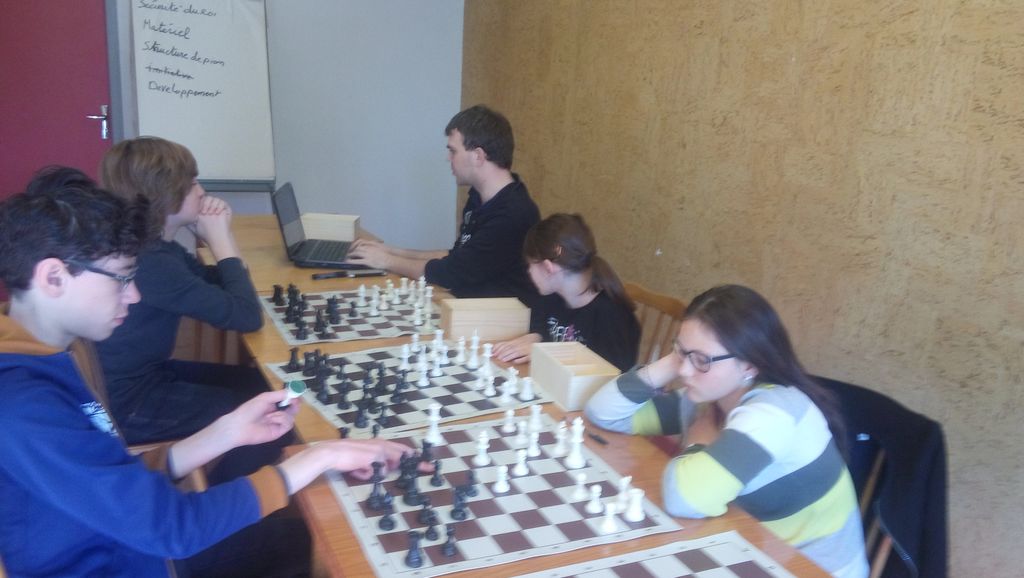 Pole espoir 2017 - Echiquier ledonien 20170408_095927.jpg (large)