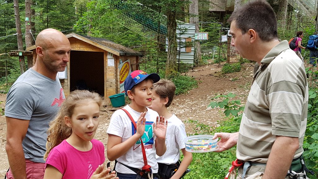 Fête du Club Accrobranche -  Barbecue - Plage 2017 - Echiquier ledonien 20170624_112522.jpg (large)