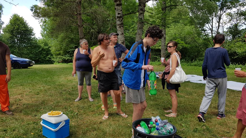 Fête du Club Accrobranche -  Barbecue - Plage 2017 - Echiquier ledonien 20170624_131821.jpg (large)