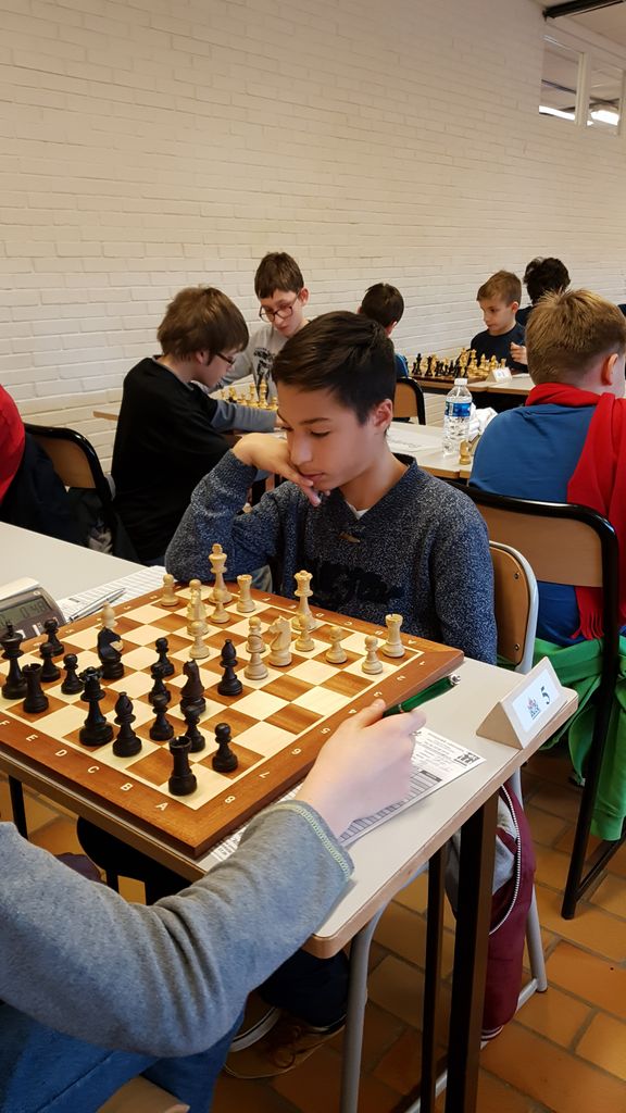 Championnat régional d’Echecs jeunes.Lons le Saunier 18 & 19 février 2017 - Echiquier ledonien 20170218_112605.jpg (large)