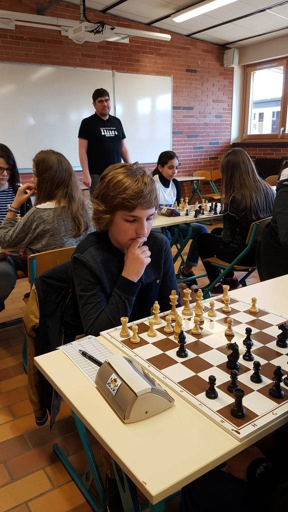 Championnat régional d’Echecs jeunes.Lons le Saunier 18 & 19 février 2017 - Echiquier ledonien 20170218_112850.jpg (large)