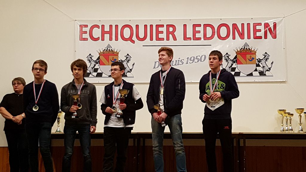 Championnat régional d’Echecs jeunes.Lons le Saunier 18 & 19 février 2017 - Echiquier ledonien 20170219_180007.jpg (large)