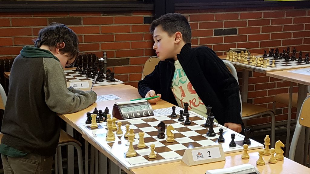 Championnat individuel des jeunes du Jura.Lons le Saunier  le 28 & 29 janvier 2017 - Echiquier ledonien 20170128_155103.jpg (large)