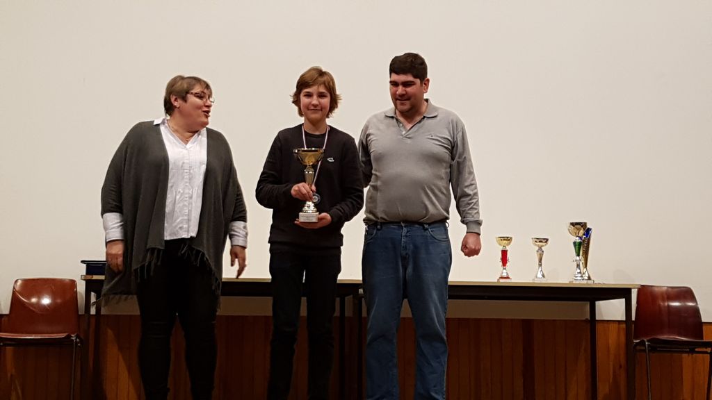 Championnat individuel des jeunes du Jura.Lons le Saunier  le 28 & 29 janvier 2017 - Echiquier ledonien 20170129_172645.jpg (large)