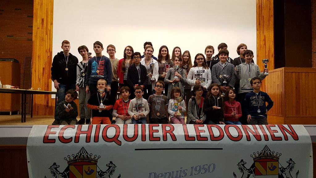 Championnat individuel des jeunes du Jura.Lons le Saunier  le 28 & 29 janvier 2017 - Echiquier ledonien 20170129_173337_0_.jpg (large)