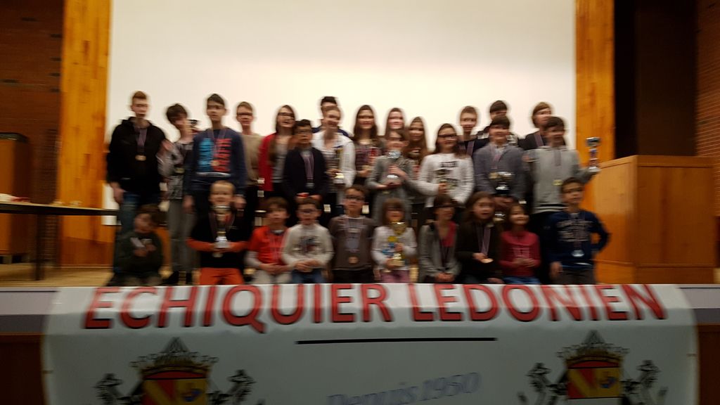 Championnat individuel des jeunes du Jura.Lons le Saunier  le 28 & 29 janvier 2017 - Echiquier ledonien 20170129_173338.jpg (large)