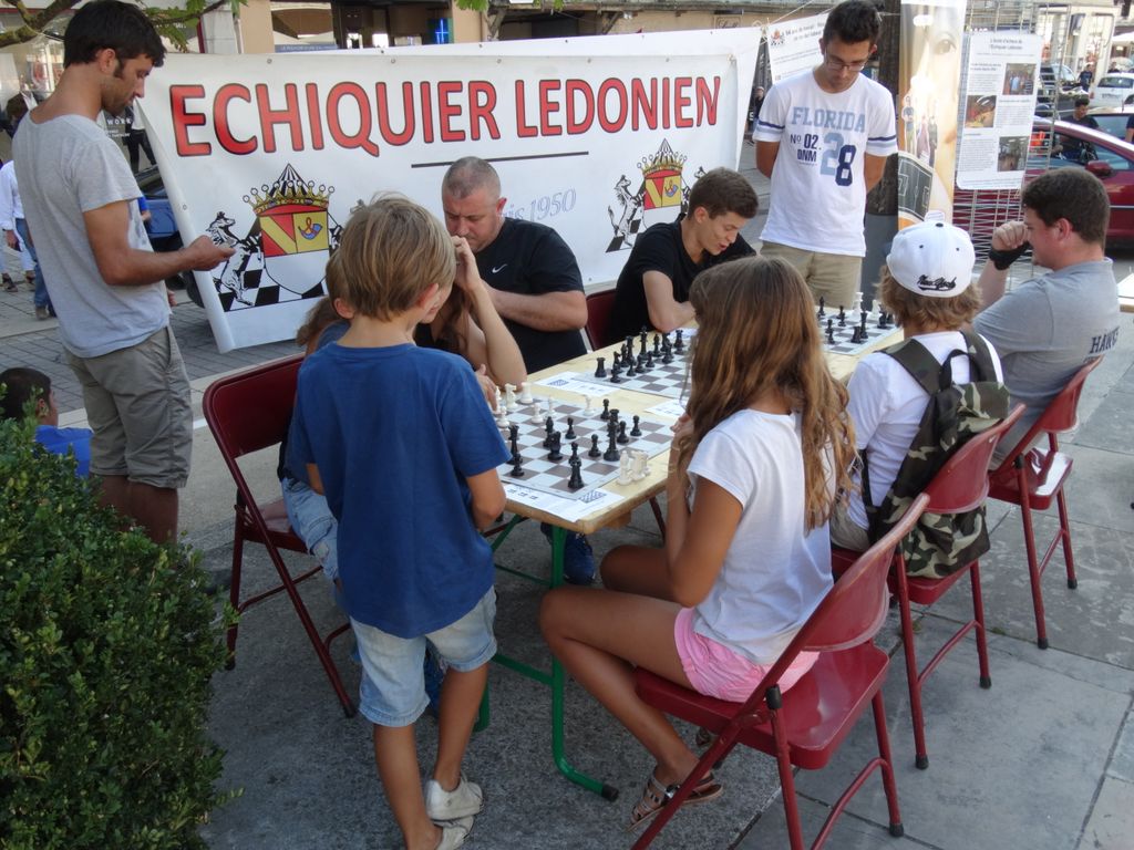 Fêtes du sport.Lons le saunier septembre 2016 - Echiquier ledonien el__4_.jpg (large)