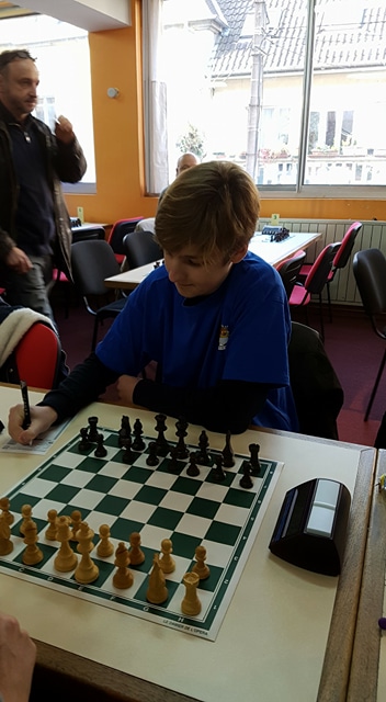 Compte rendu N3 adultes - Echiquier ledonien 26913403_567451320264622_2143706223_n.jpg (large)