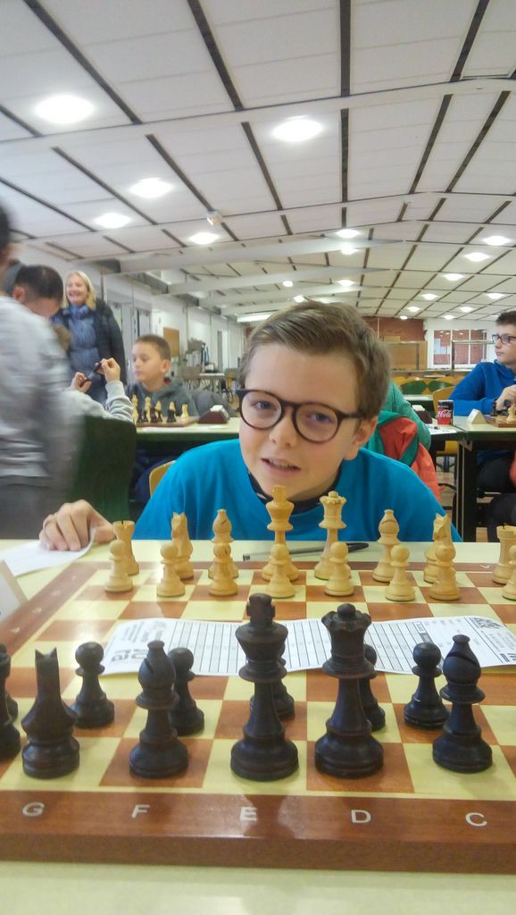 Nationnale 2 jeunes  - ronde groupée - Lons le saunier  - Echiquier ledonien 20171126_094113.jpg (large)