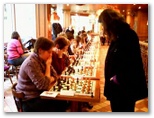 Nino Maisuradze, trois fois championne de France d’Echecs a affrontée en simultanée 24 adversaires - Echiquier ledonien: nino__1_.jpg